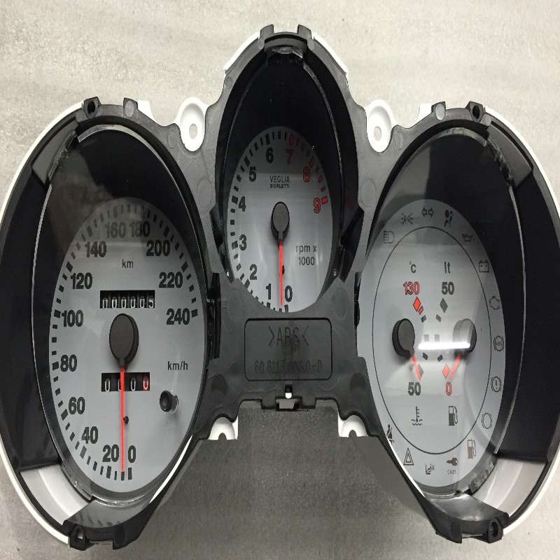 KOMBIINSTRUMENT NEU ORIGINAL  MIT MEILEN ANZEIGE 46745724